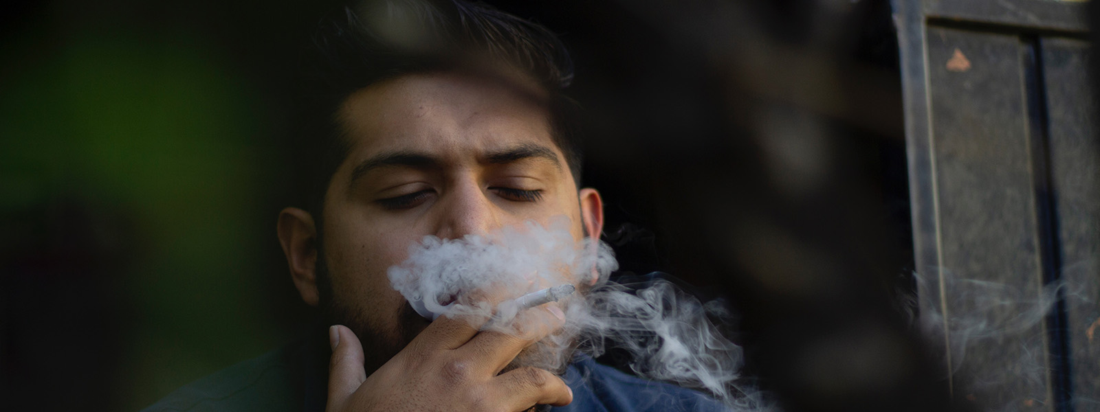 Fumare può portare alla calvizie: ecco perché