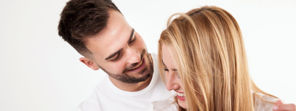 handsome-man-looking-woman (2) (1)